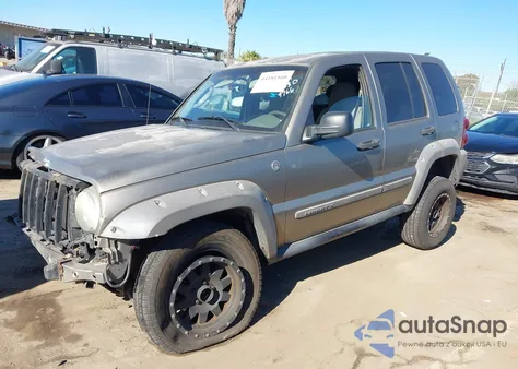 2005 Jeep Liberty Renegade z USA, uszkodzony, nr VIN 1J4GL38K75W559766
